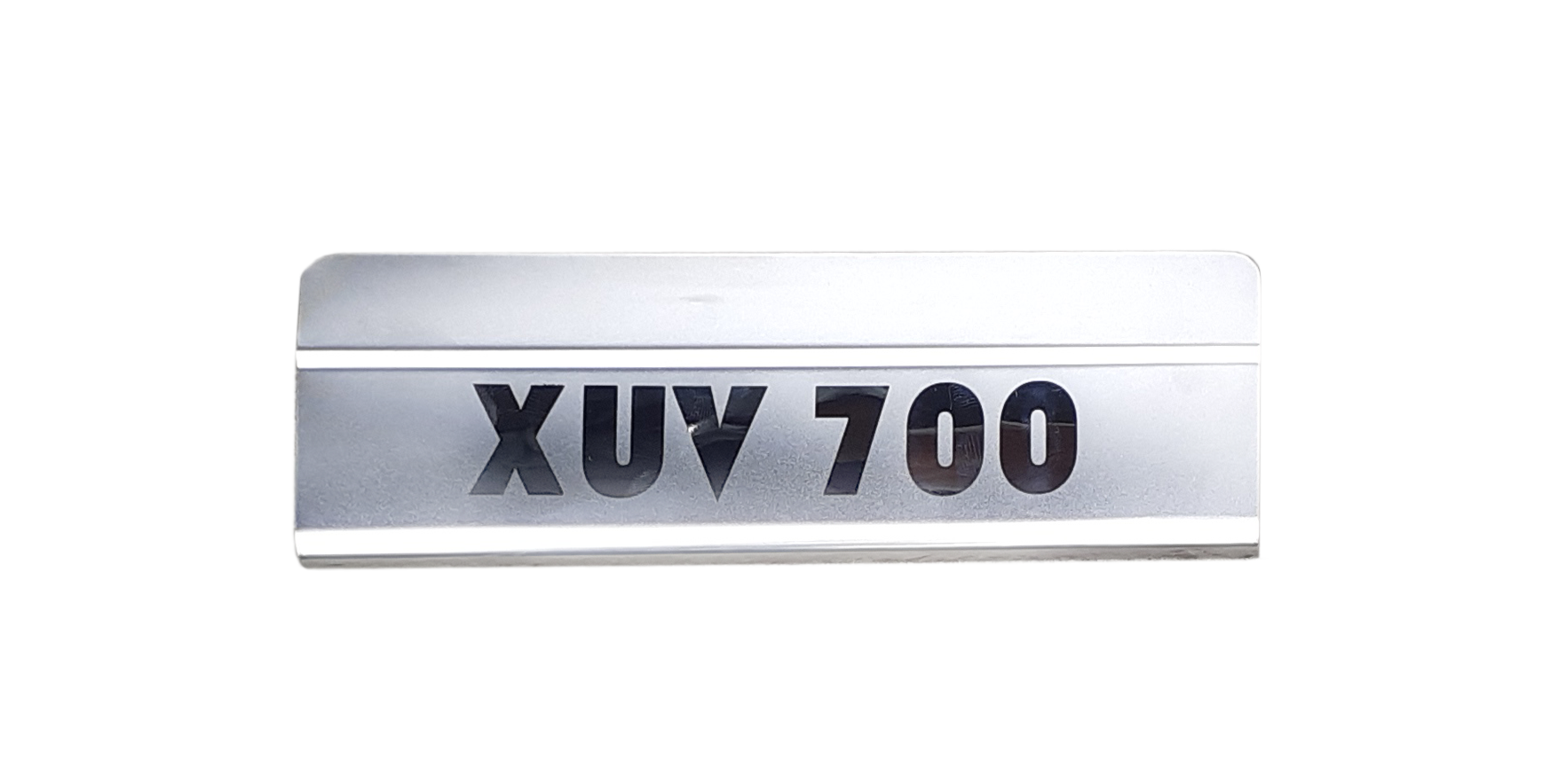 MAHINDRA XUV-700 SCUFF PLATE