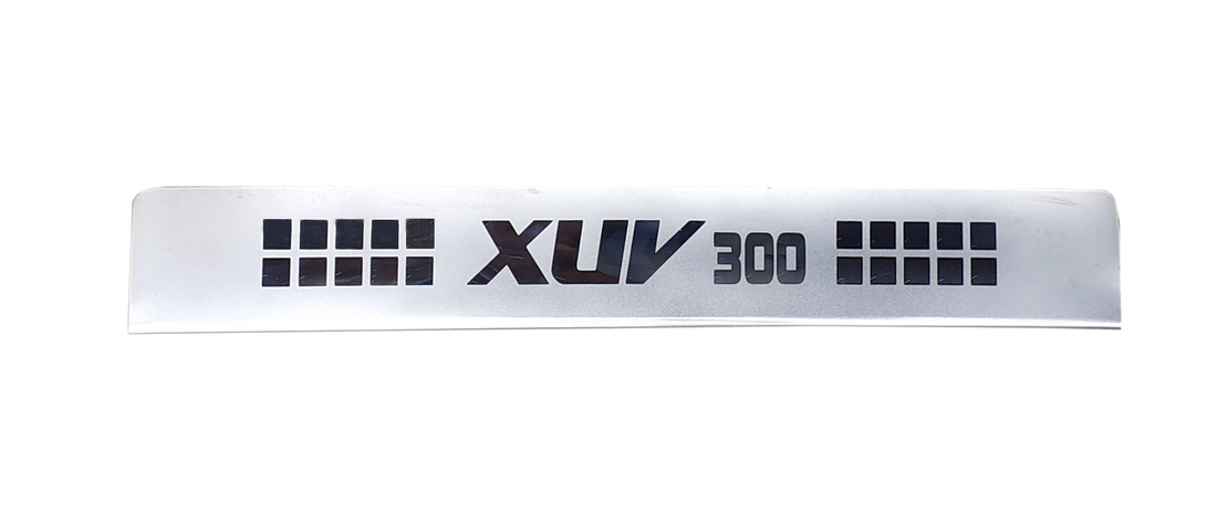 MAHINDRA XUV-300 SCUFF PLATE