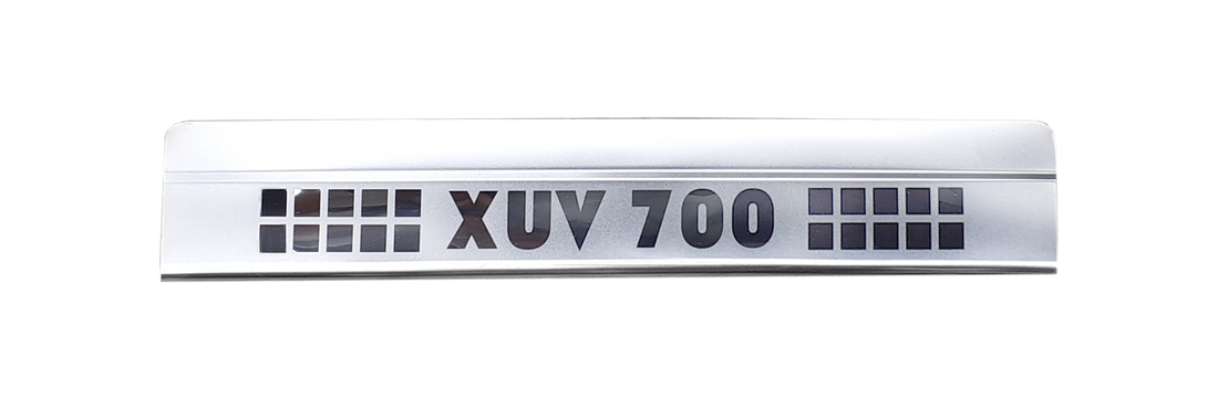 MAHINDRA XUV-700 SCUFF PLATE